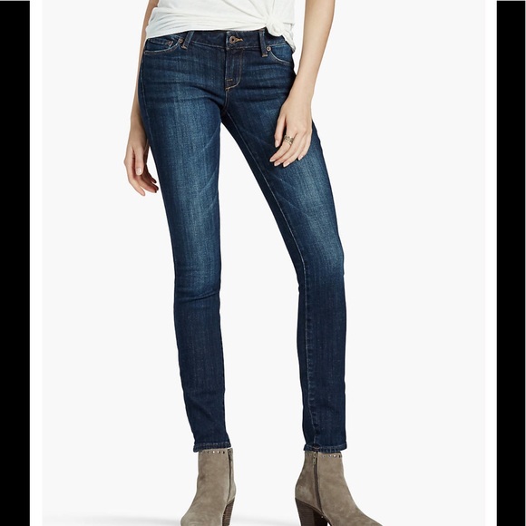 Lucky Brand Denim - Women’s Lucky brand Sofia skinny jeans2/26 R -
